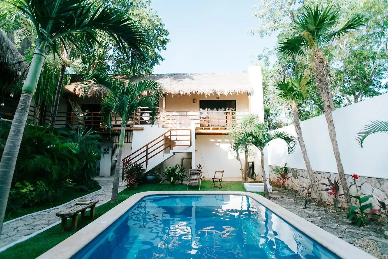 Hotel Uolis Nah Tulum